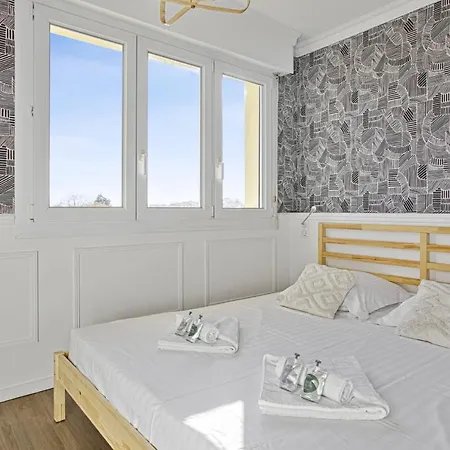 Daire Du - Welkeys *